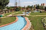 Nezahat Gökyiğit Parkı Gölet ve Süs Havuzları